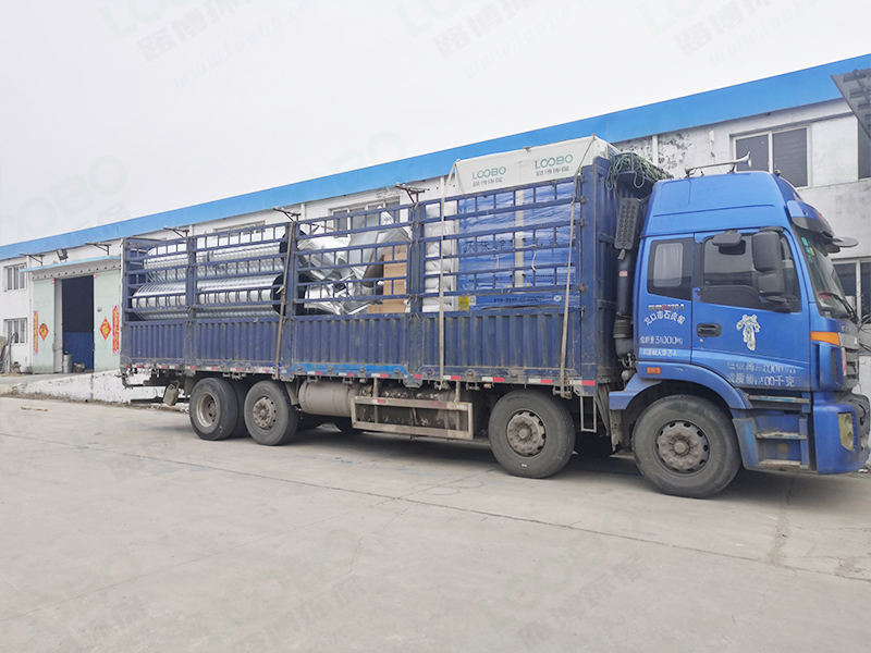 學校焊接煙塵凈化系統發貨.jpg 學校焊接煙塵凈化系統發貨.jpg