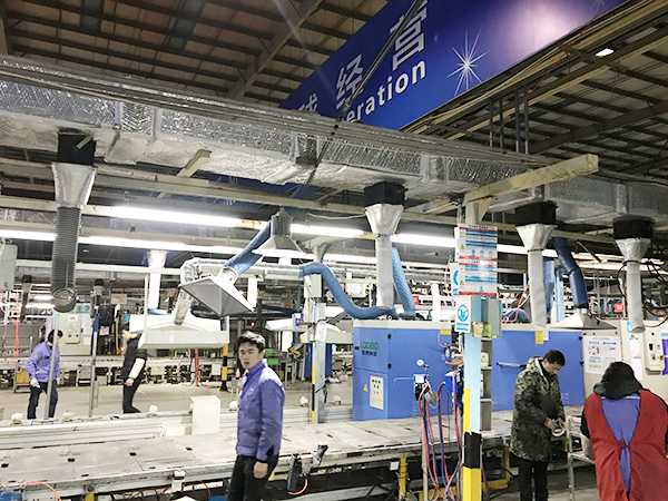 路博環(huán)保焊接煙塵凈化器.jpg 路博環(huán)保焊接煙塵凈化器.jpg