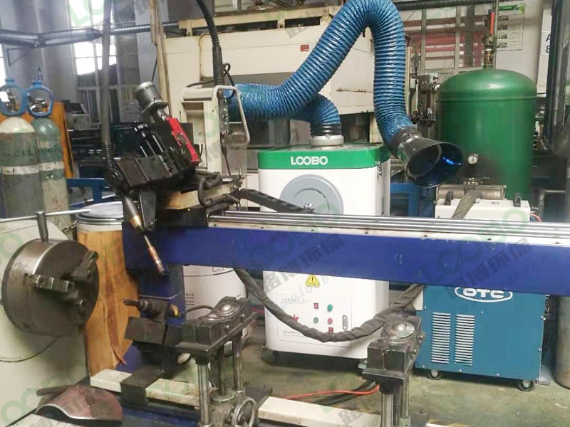 選對除塵設備,高效解決焊接煙塵治理.jpg 選對除塵設備,高效解決焊接煙塵治理.jpg