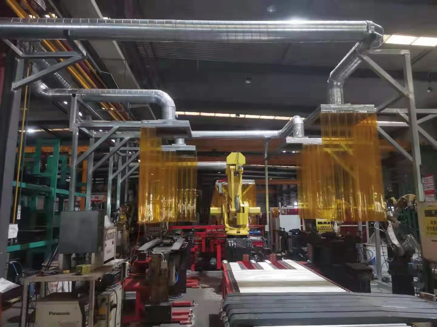 青島路博環(huán)保與安徽合肥某貨叉有限公司機(jī)器人焊接除塵項(xiàng)目順利竣工